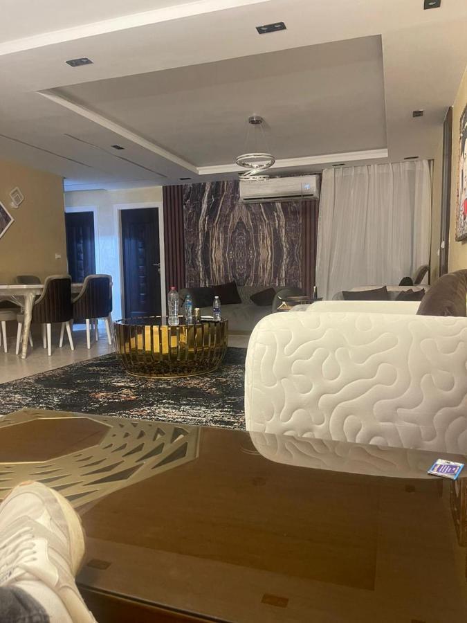 Apartment تشطيب فاخر فى المهندسين على ڤيو نادى الزمالك *