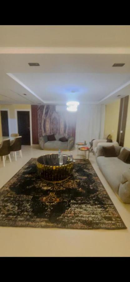 Apartment تشطيب فاخر فى المهندسين على ڤيو نادى الزمالك *